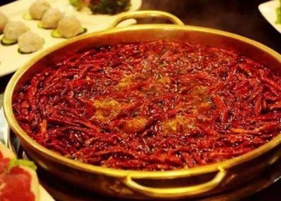 重慶大的火鍋底料廠(chǎng)打造海內外很好吃的美食