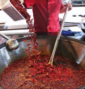 重慶火鍋底料食品廠(chǎng)，好的配菜，讓你彰顯男人風(fēng)范