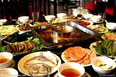 火鍋底料加工廠(chǎng)，吃火鍋講究的學(xué)問(wèn)