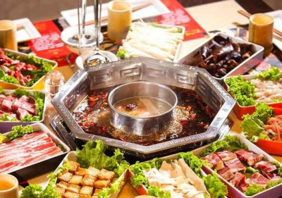 重慶火鍋底料加工廠(chǎng)家番茄火鍋是怎么做出來(lái)的