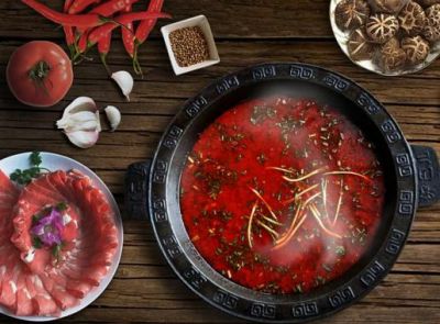 如何判斷哪家火鍋底料廠(chǎng)的火鍋底料更地道？