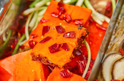 如何選擇定制紅油？正宗風(fēng)味引客流
