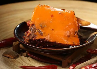 同配方火鍋底料，風(fēng)味差異何在？重慶生產(chǎn)技藝深度剖析！