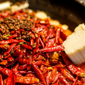 如何挑選純正火鍋牛油紅油廠(chǎng)家？品質(zhì)保證是關(guān)鍵！